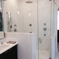 quality glass shower door and enclosure